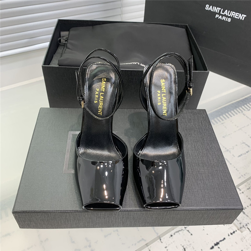 Sa1nt Lau*nt la scandale sandals in black patent leather