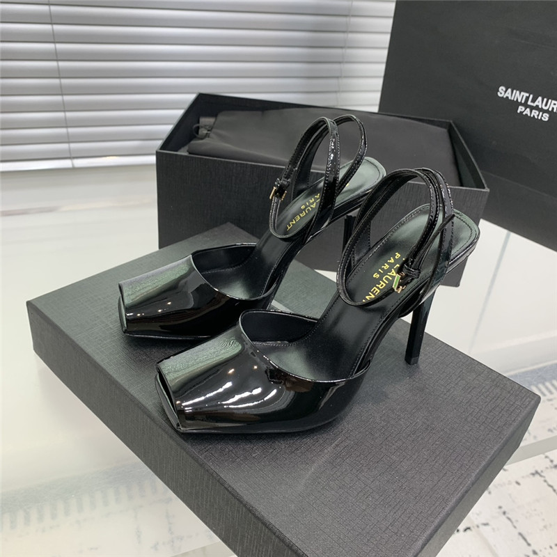 Sa1nt Lau*nt la scandale sandals in black patent leather