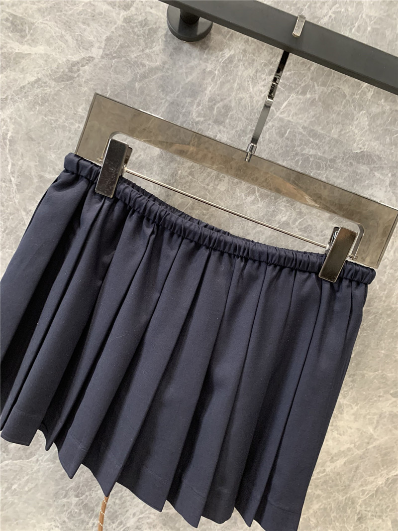 M1um1u short pleated skirt replicas clothes