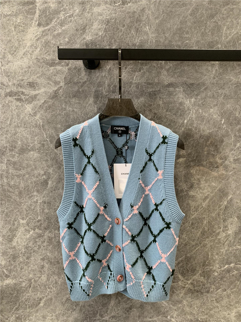 Ch**el knitted v-neck vest replica designer clothes