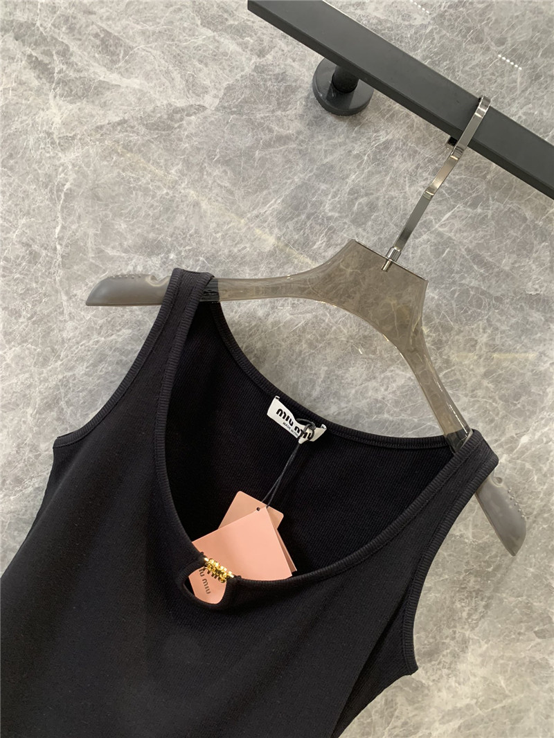 M1um1u letter hardware button hollow vest replica d&g clothing