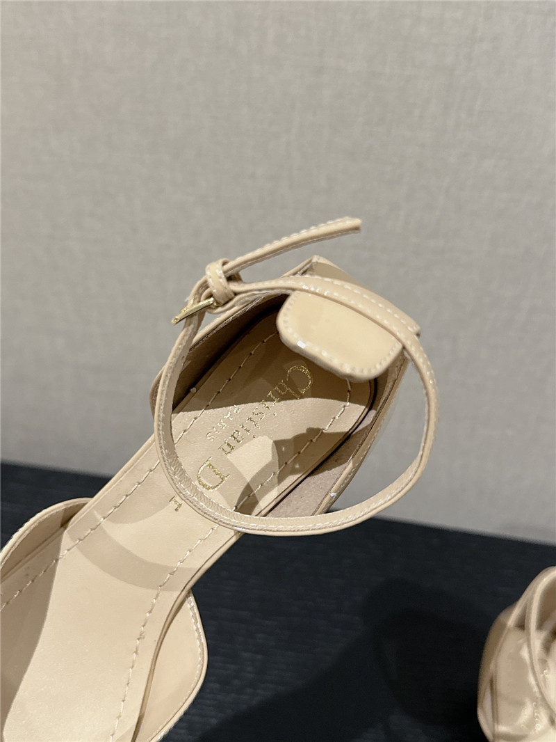 D10r nude patent pearl rose ankle sandals