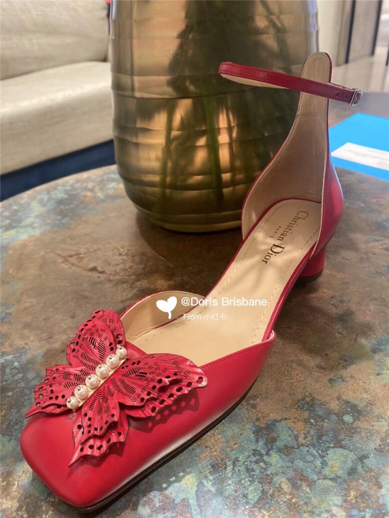 D10r tale butterfly beaded pumps in burgundy leather