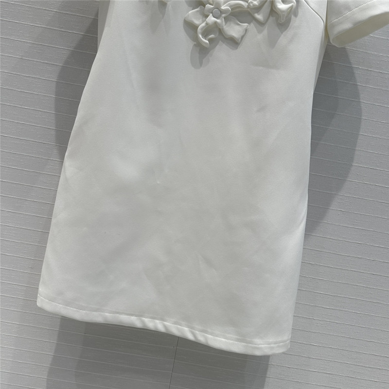 Va1e*ntin0 french elegant white dress replica d&g clothing