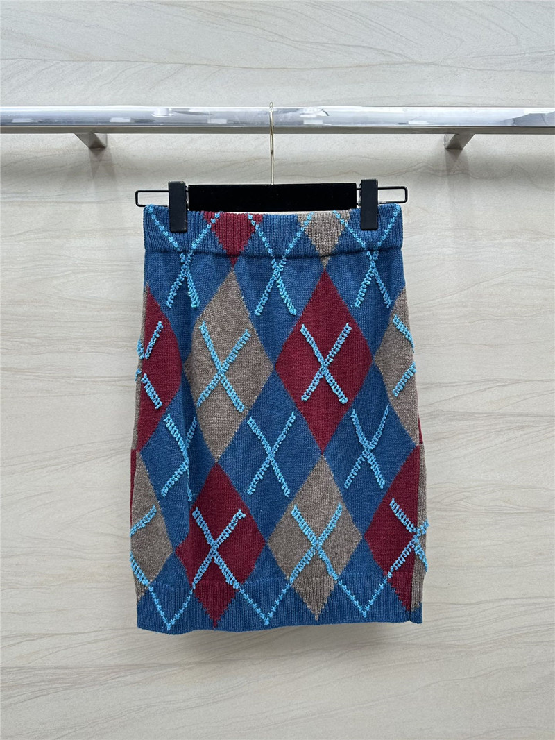 Ch**el colorblock embroidered knitted skirt replica d&g clothing