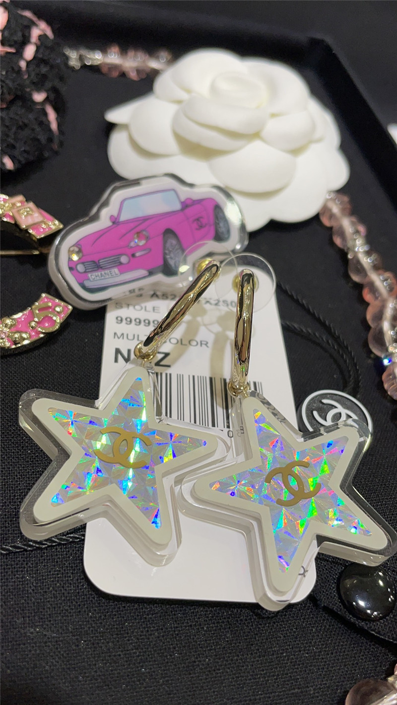 Ch**el five-pointed star resin earrings