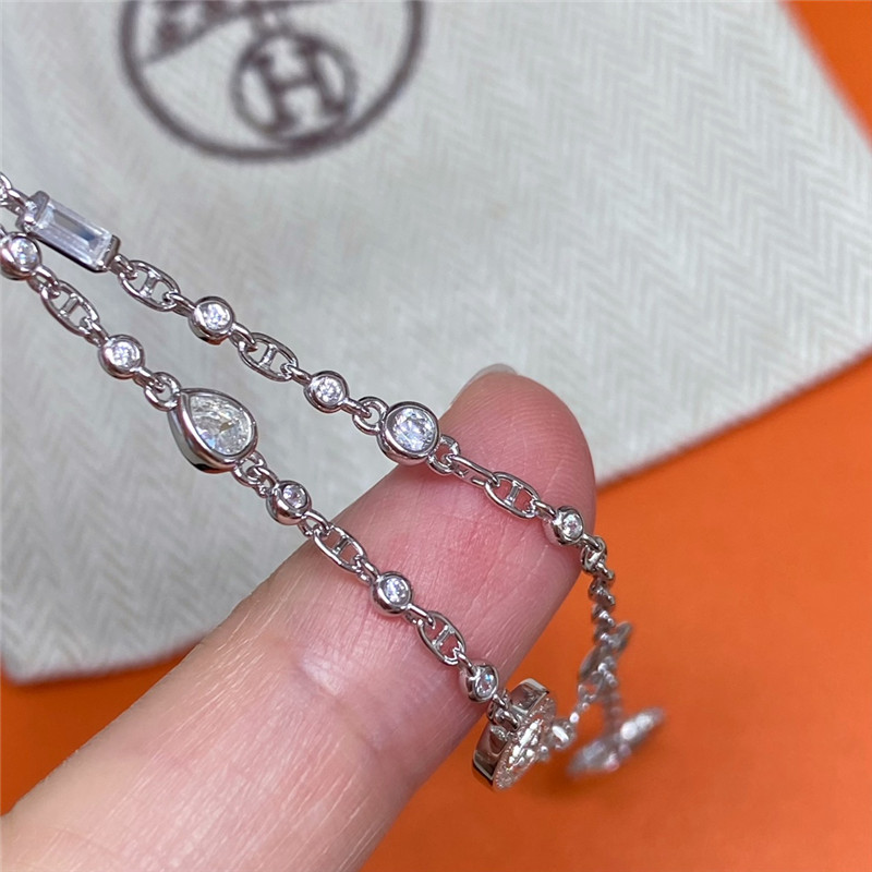 H**me5 pig nose bracelet