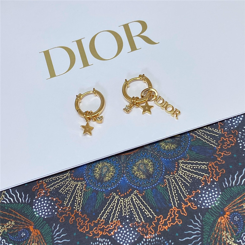 D10r new left and right asymmetrical earrings