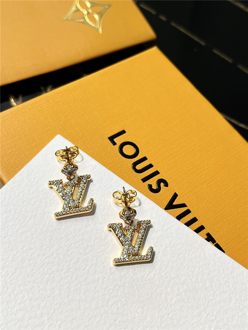 l0vis Vvtt0n lv new earrings