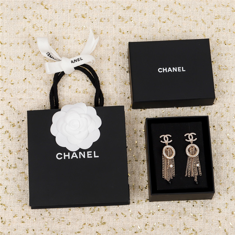 ch**el new tassel double c full D1am0nd earrings