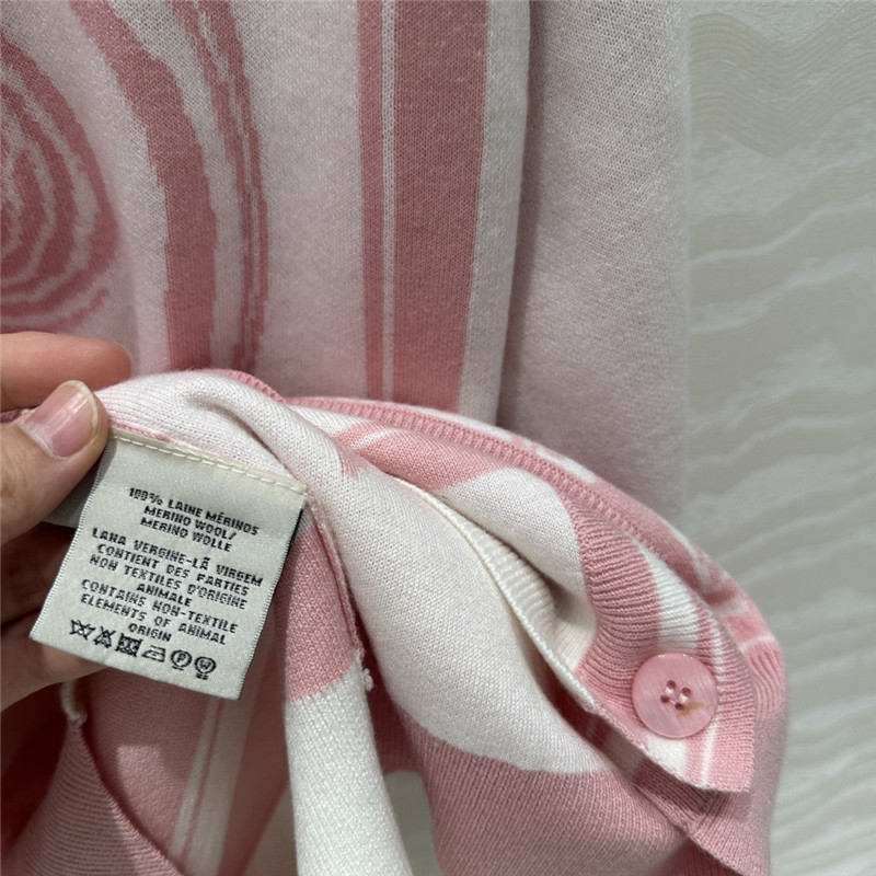 H**me5 long-sleeved wool cardigan replica clothing sites