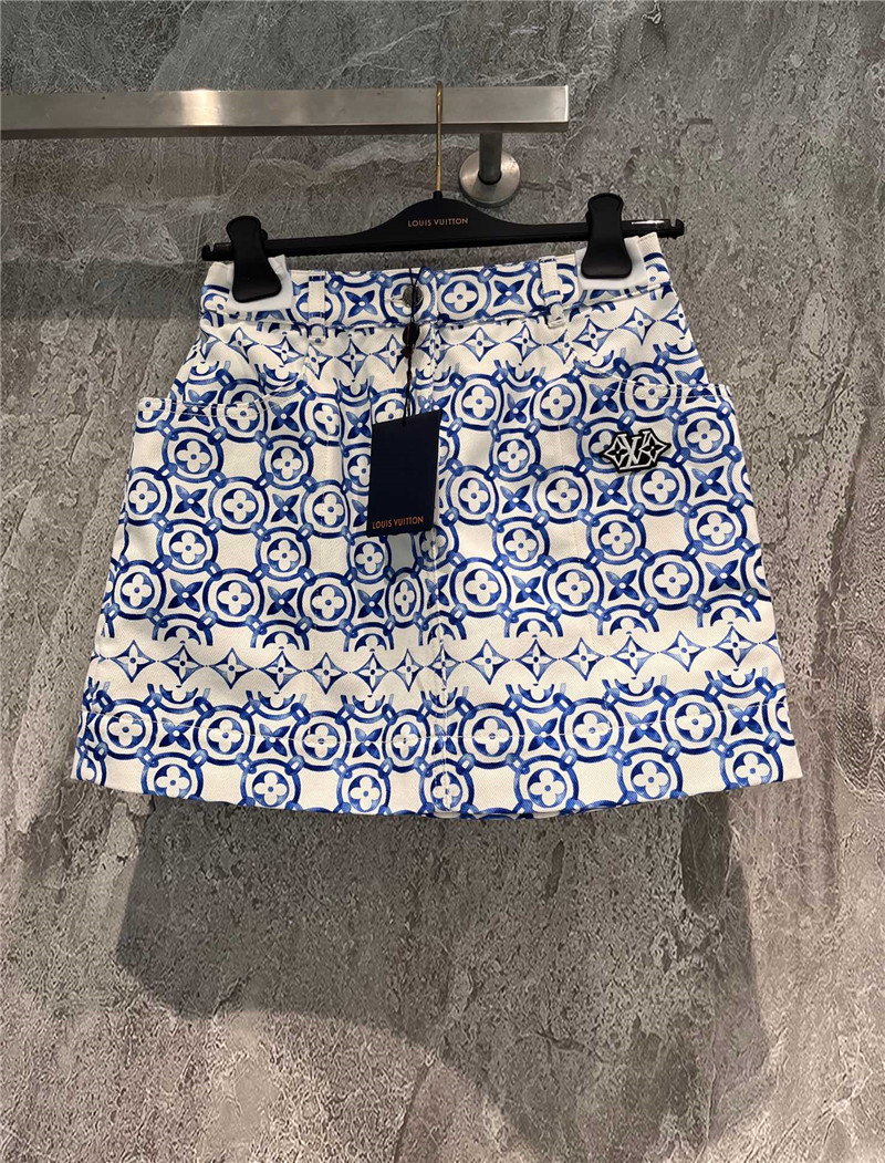 l0vis Vvtt0n lv blue and white porcelain skirt replica clothes