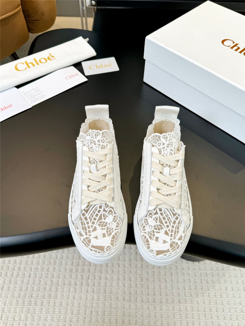 Chloé Lauren Sneaker in Mild Beige Lace & Leather