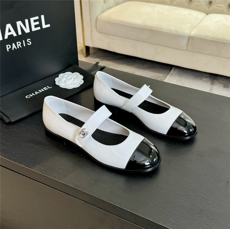 Ch**el silver interlock mary janes in white patent calfskin