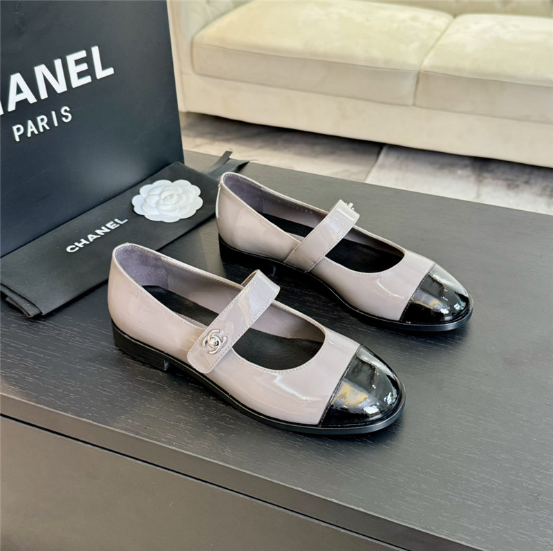 Ch**el silver interlock mary janes in grey patent calfskin