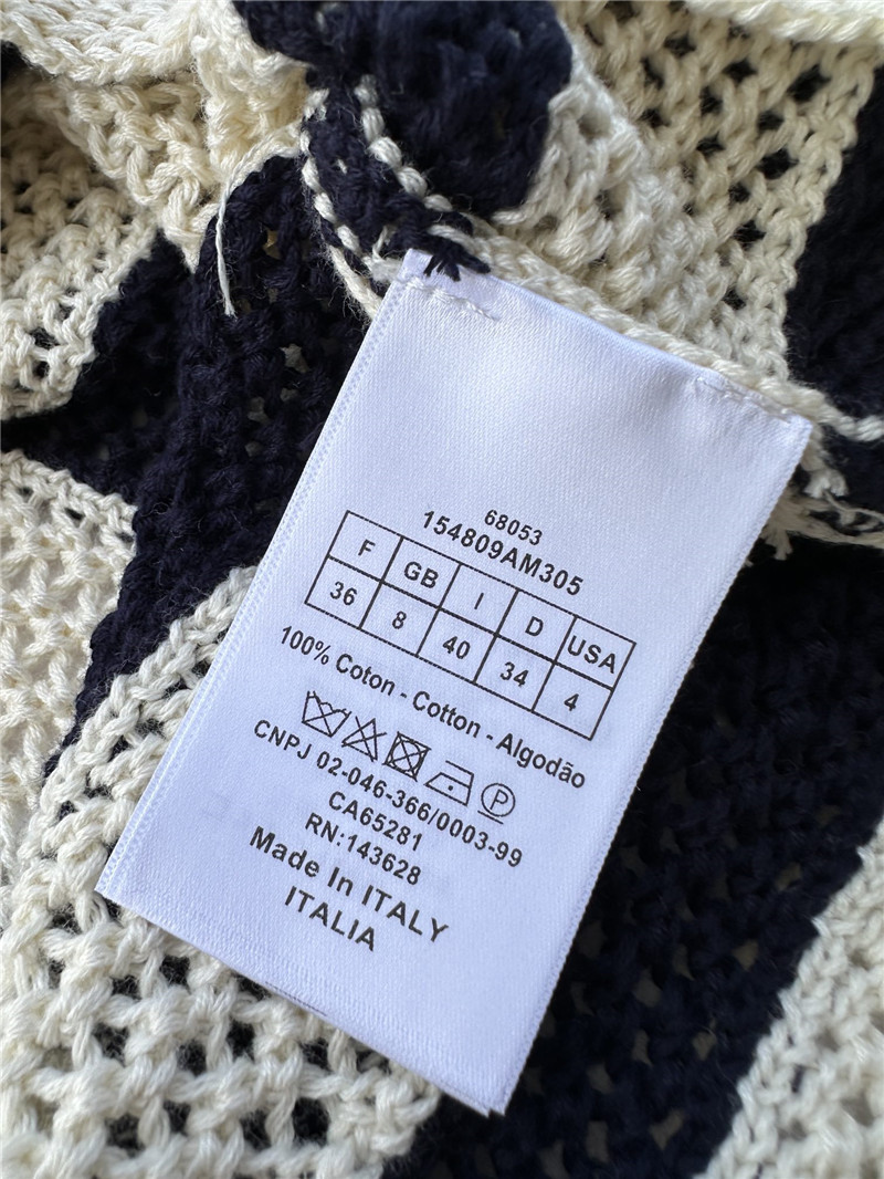 D10r round neck jacquard letter knitted vest top replicas clothes