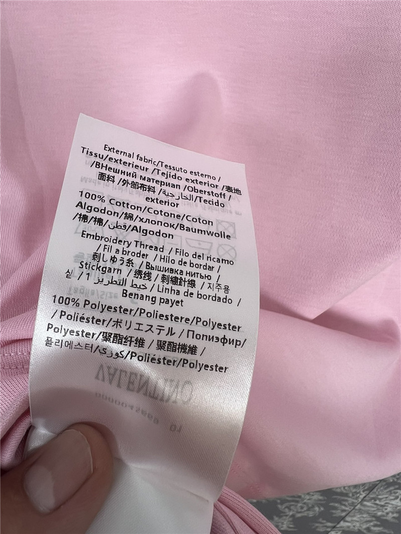 Va1e*ntin0 simple t-shirt cheap replica designer clothes