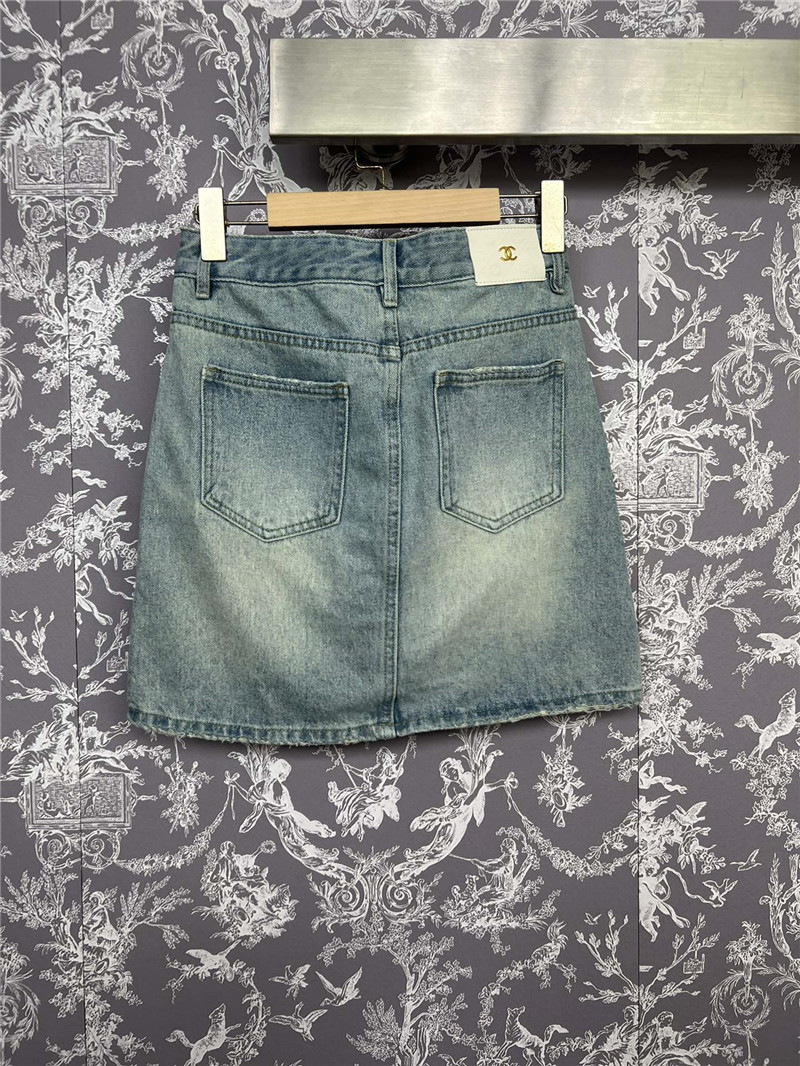 Ch**el gradient denim mini skirt