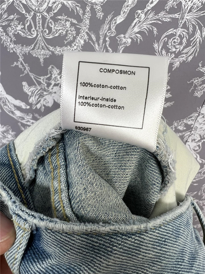 Ch**el gradient denim mini skirt