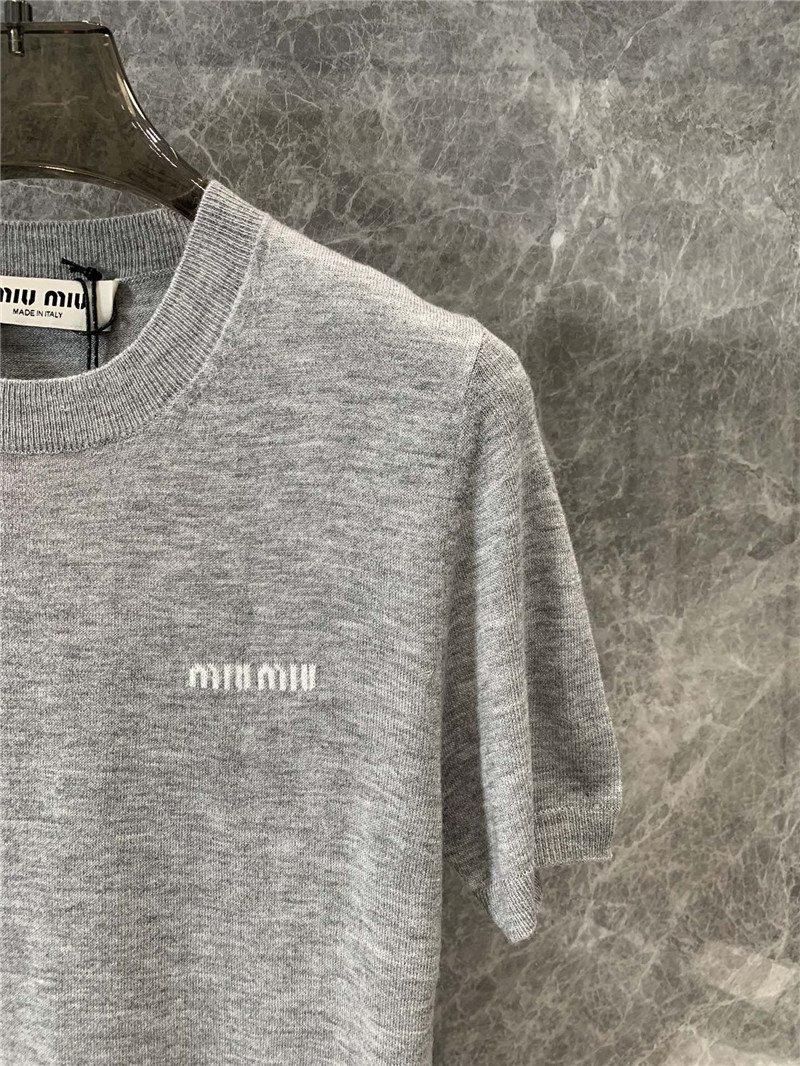 M1um1u grey short-sleeved sweater replica d&g clothing