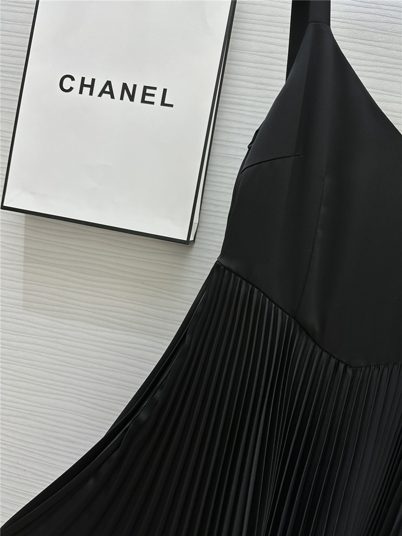 Ch**el v-neck suspender pleated dress replica designer clothes