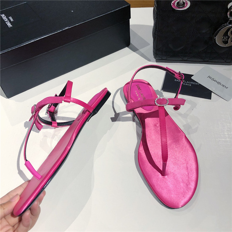 Sa1nt Lau*nt fuchsia suede t-strap flip flop sandals
