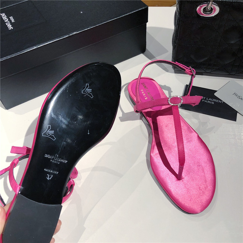 Sa1nt Lau*nt fuchsia suede t-strap flip flop sandals
