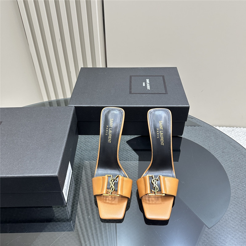 Sa1nt Lau*nt beige calfskin square toe babylon mules