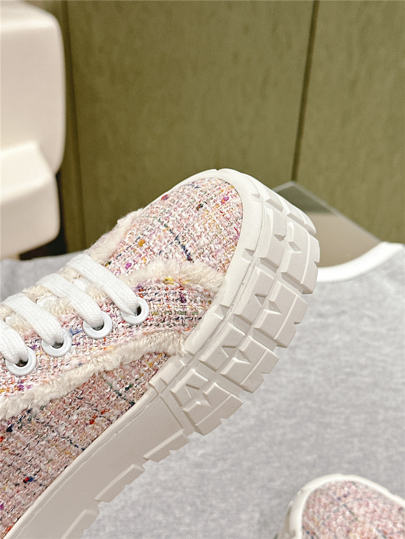 Pra*a double wheel tweed trainers in pink