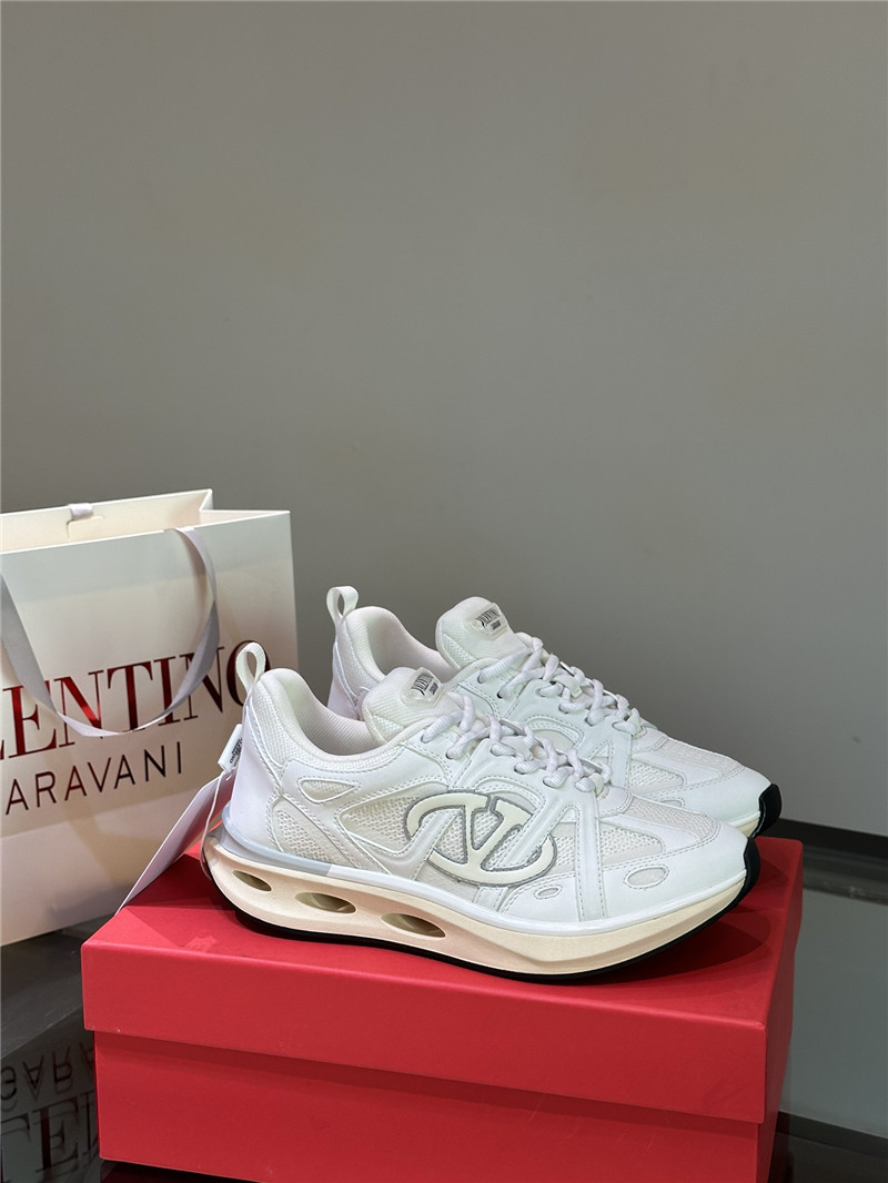 Va1e*ntin0 garavani white trainers