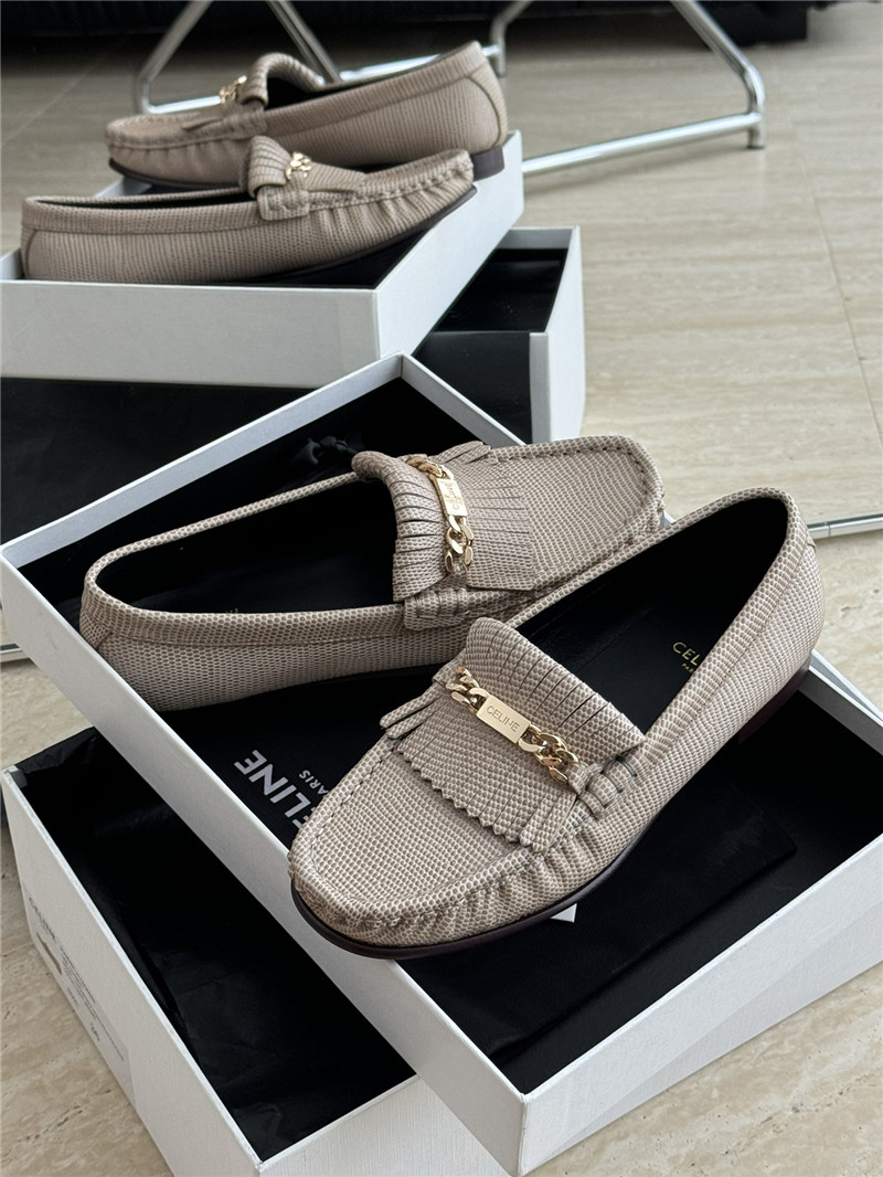 Ce1i*e luco loafer with fringes in lizard stamped calfskin