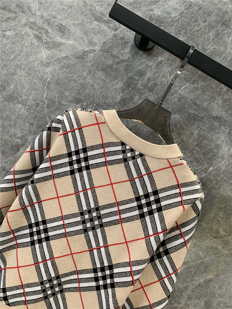 Bv*b*rry classic check knitted cardigan replicas clothes