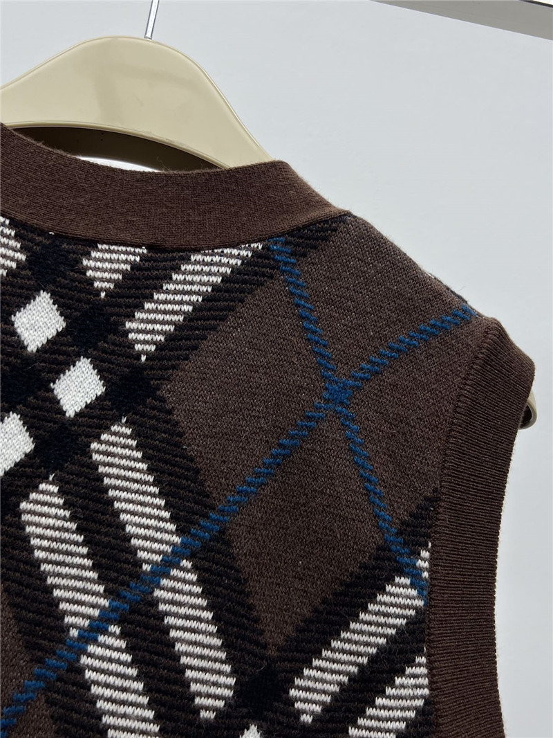 Bv*b*rry checked wool vest replica designer clothes