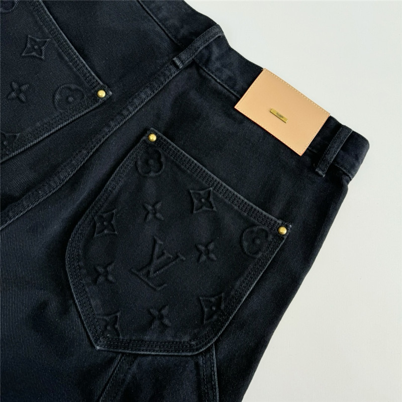 l0vis Vvtt0n lv embossed denim shorts replicas clothes