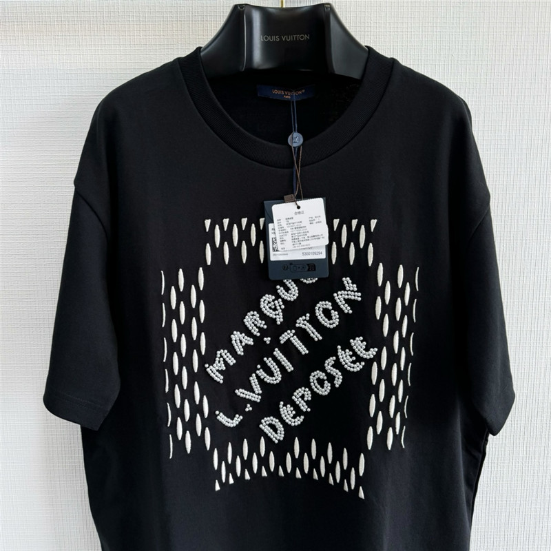 l0vis Vvtt0n lv round neck short sleeve replica clothes