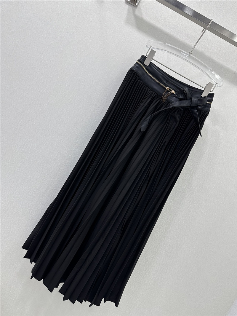 l0vis Vvtt0n lv patchwork leather long skirt replica clothing sites