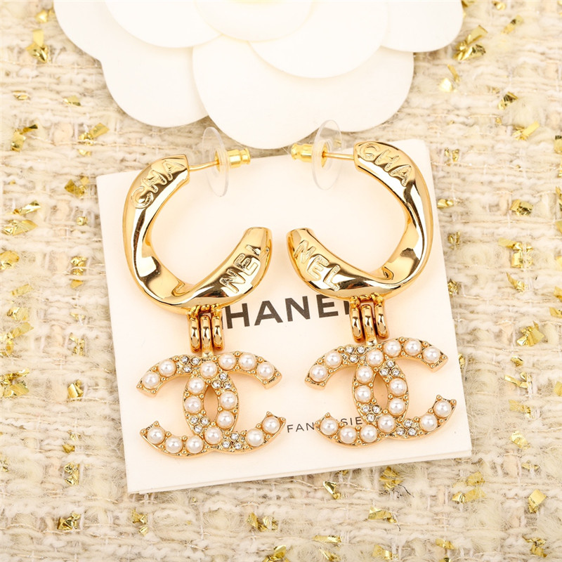 Ch**el hook hanging double c pearl earrings