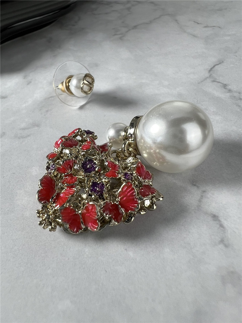 D10r heart earrings