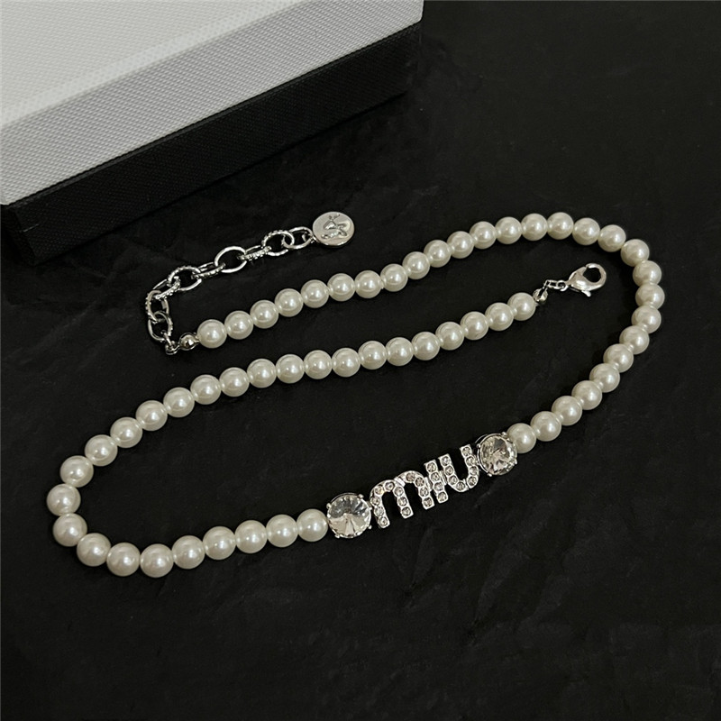 M1um1u pearl necklace