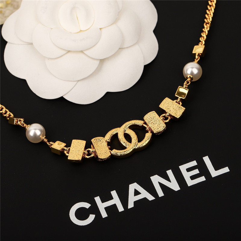ch**el D1am0nd pearl choker necklace