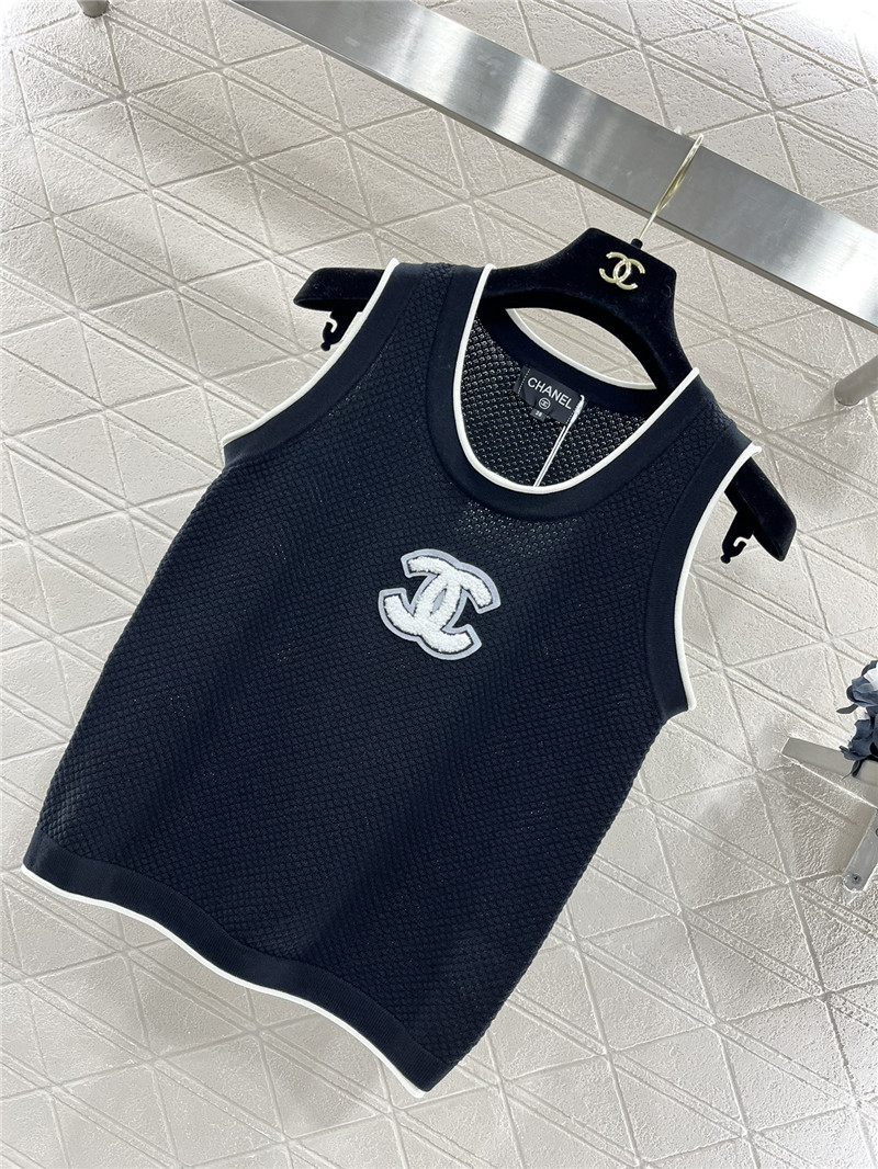 Ch**el round neck knitted vest replica clothes