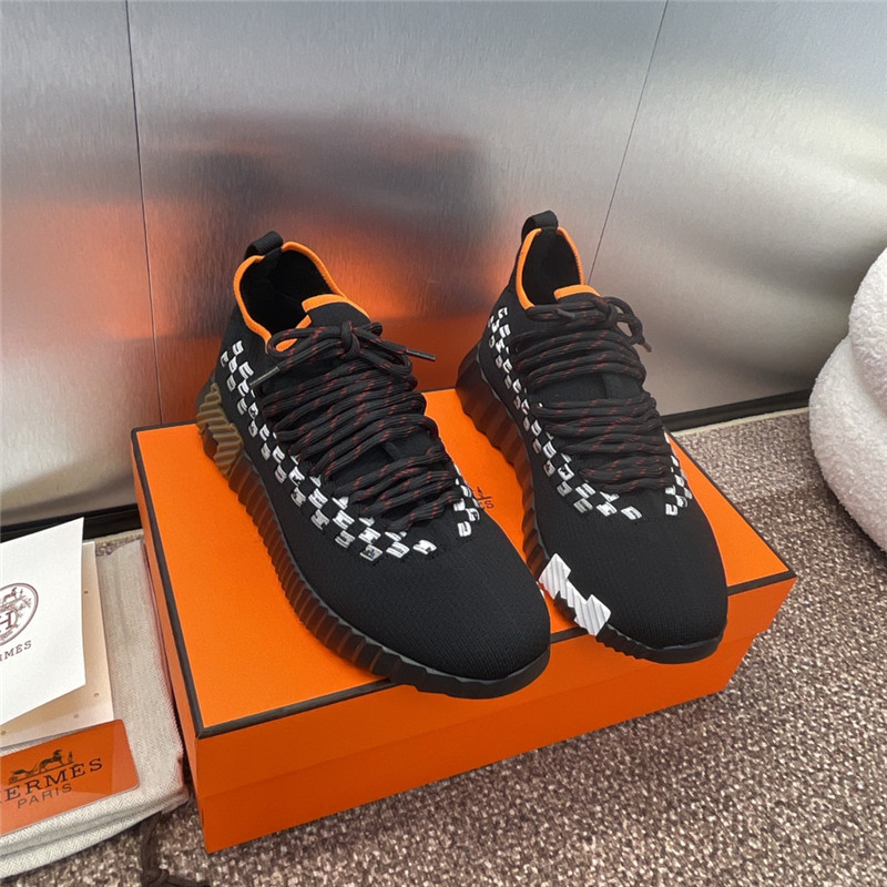 H**me5 bouncing sneakers review