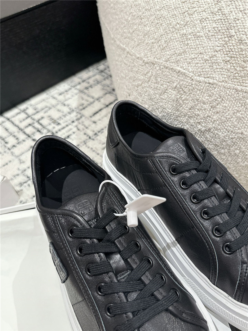 Givenchy City Platform Sneakers in Black