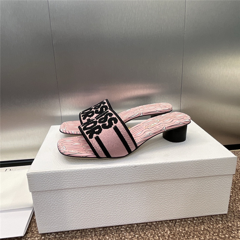 D10r dway heeled slide miss D10r allover motif in pale pink