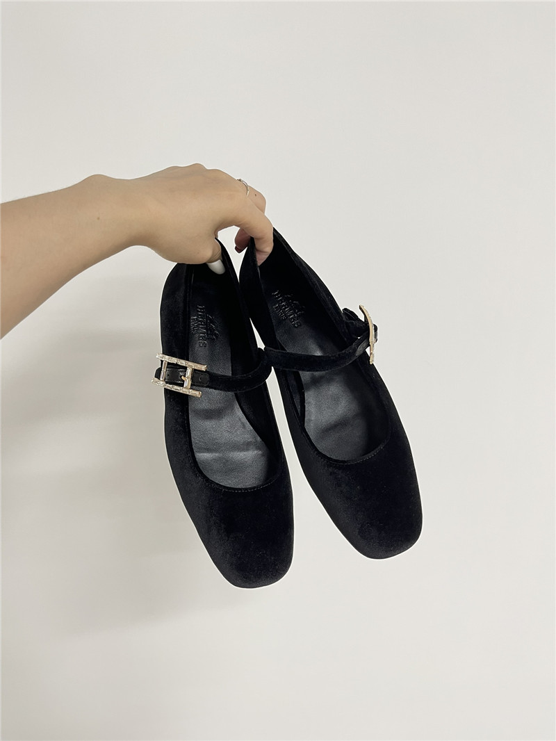 H**me5 jane ballet flats in black velvet