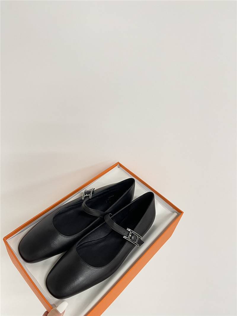 H**me5 jane ballet flats in black goatskin