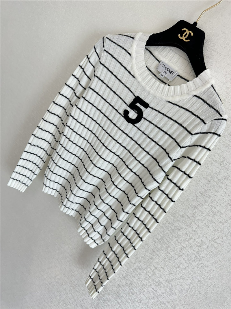 Ch**el used 5-shaped striped long-sleeved replica clothing