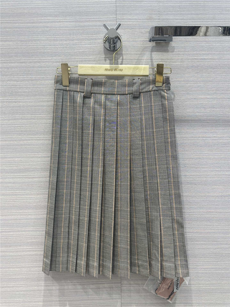 M1um1u girls’ mid-length pleated skirt replica clothing sites