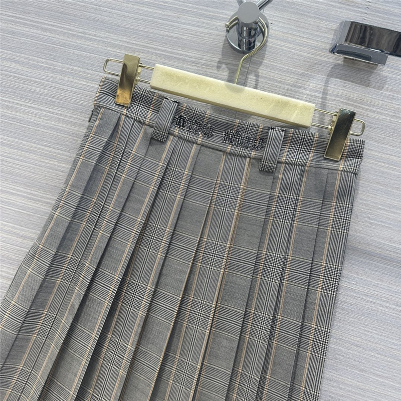 M1um1u girls’ mid-length pleated skirt replica clothing sites