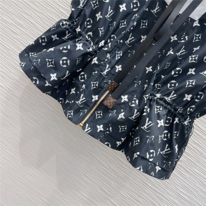 l0vis Vvtt0n lv hooded vest + shorts set replica clothes
